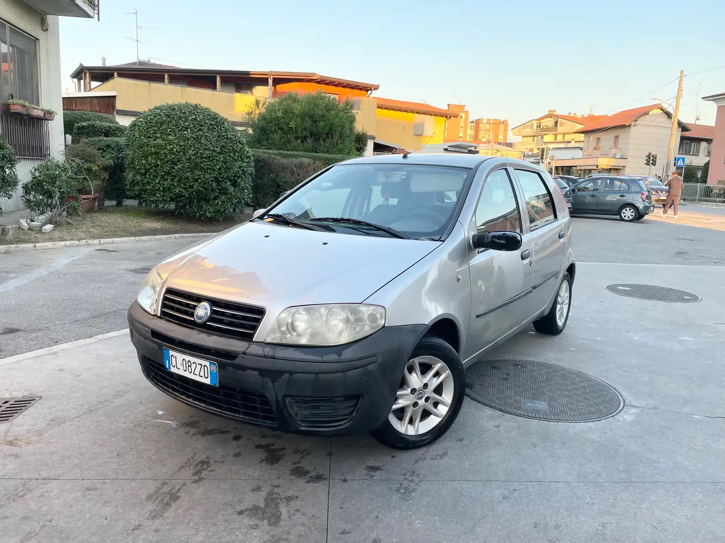 Fiat Punto 5p 1.2 benzina *OK NEOPATENTATI* Silber - 1