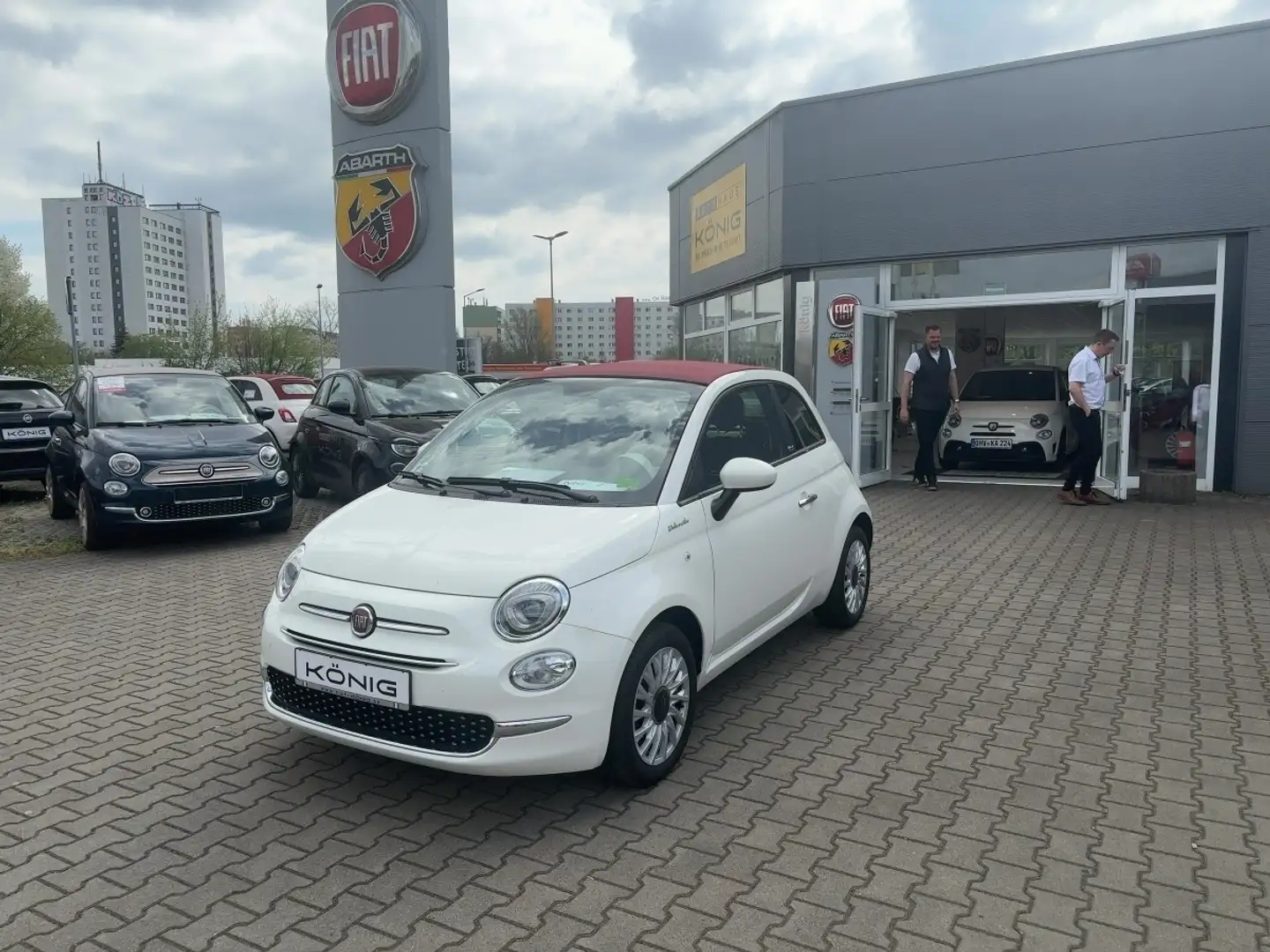 Fiat 500C Cabrio 1.0 GSE Hybrid DOLCEVITA Wit - 1