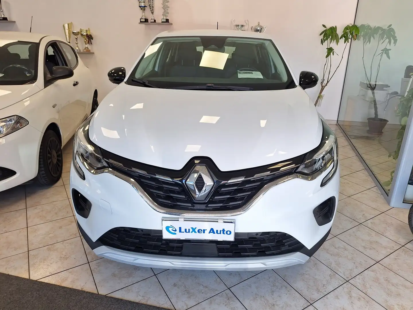 Renault Captur 1.5 blue dci Business 115cv edc Blanc - 2