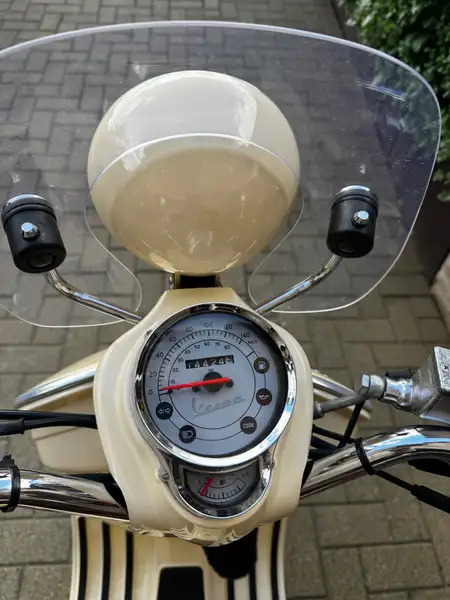 Vespa LXV 125 - foto 5