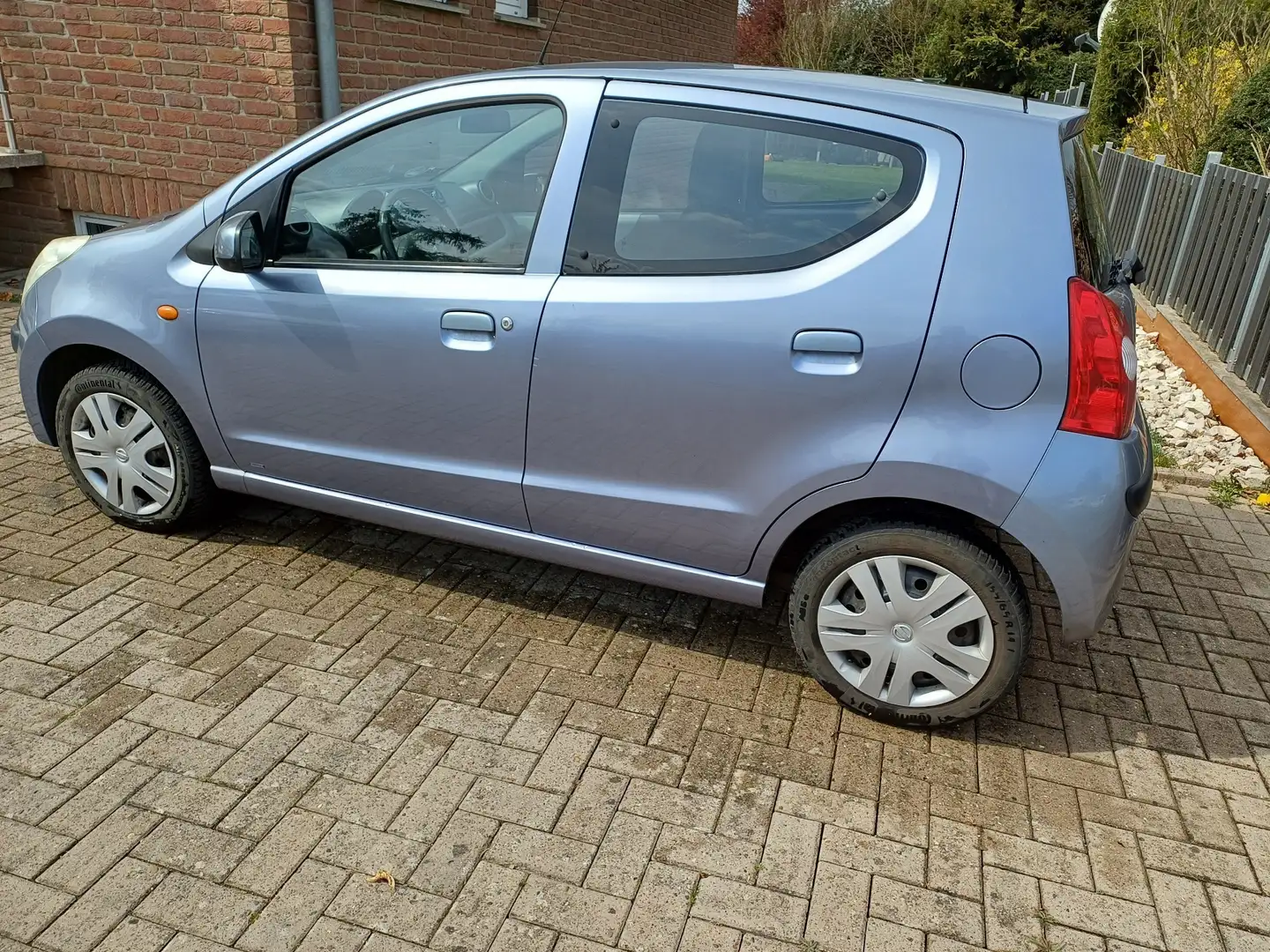 Nissan Pixo 1.0 visia - 2