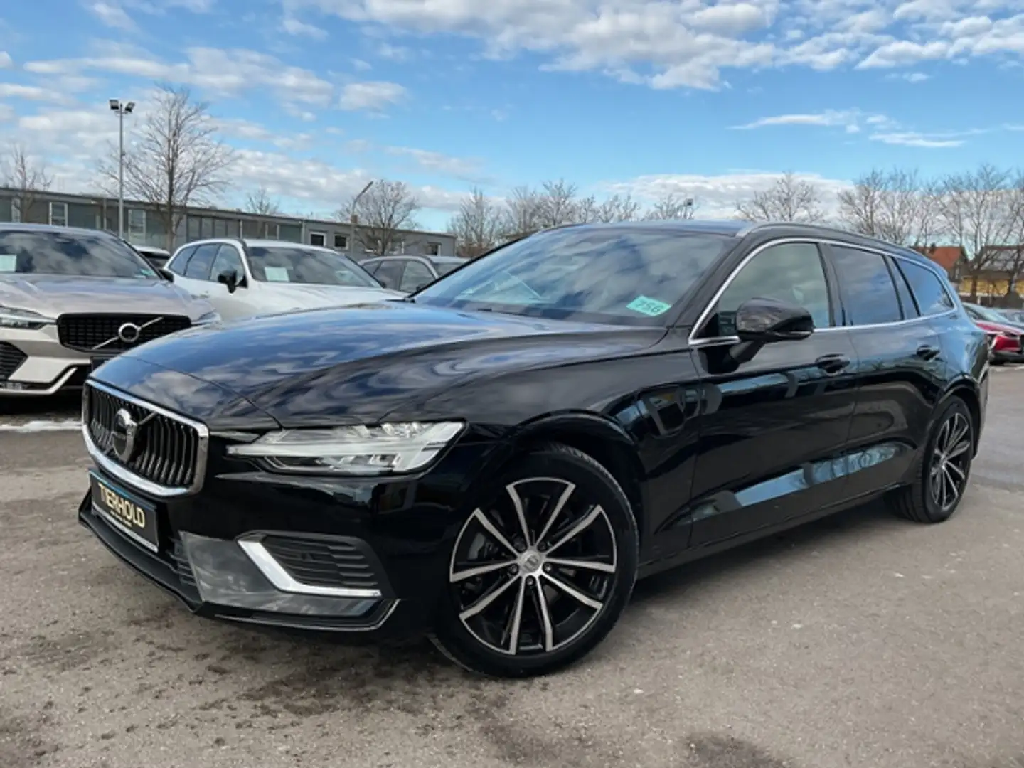 Volvo V60 T6 Core Plug-In AWD ACC BLIS Google Schwarz - 2