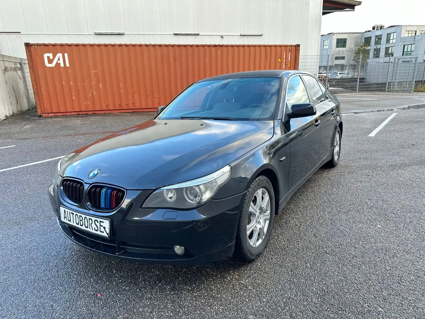 BMW 523 i Baureihe Lim.NAVI.SHZ NEU TÜV Černá - 1