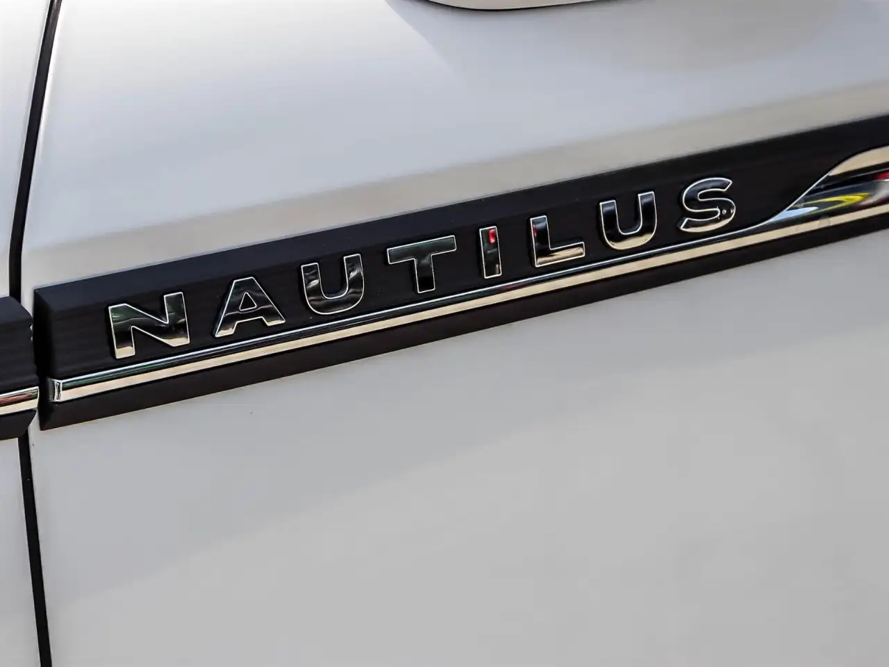 Lincoln Nautilus снимка Lincoln Nautilus
