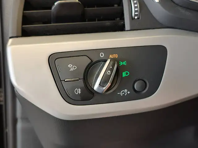 Audi A4 view 20