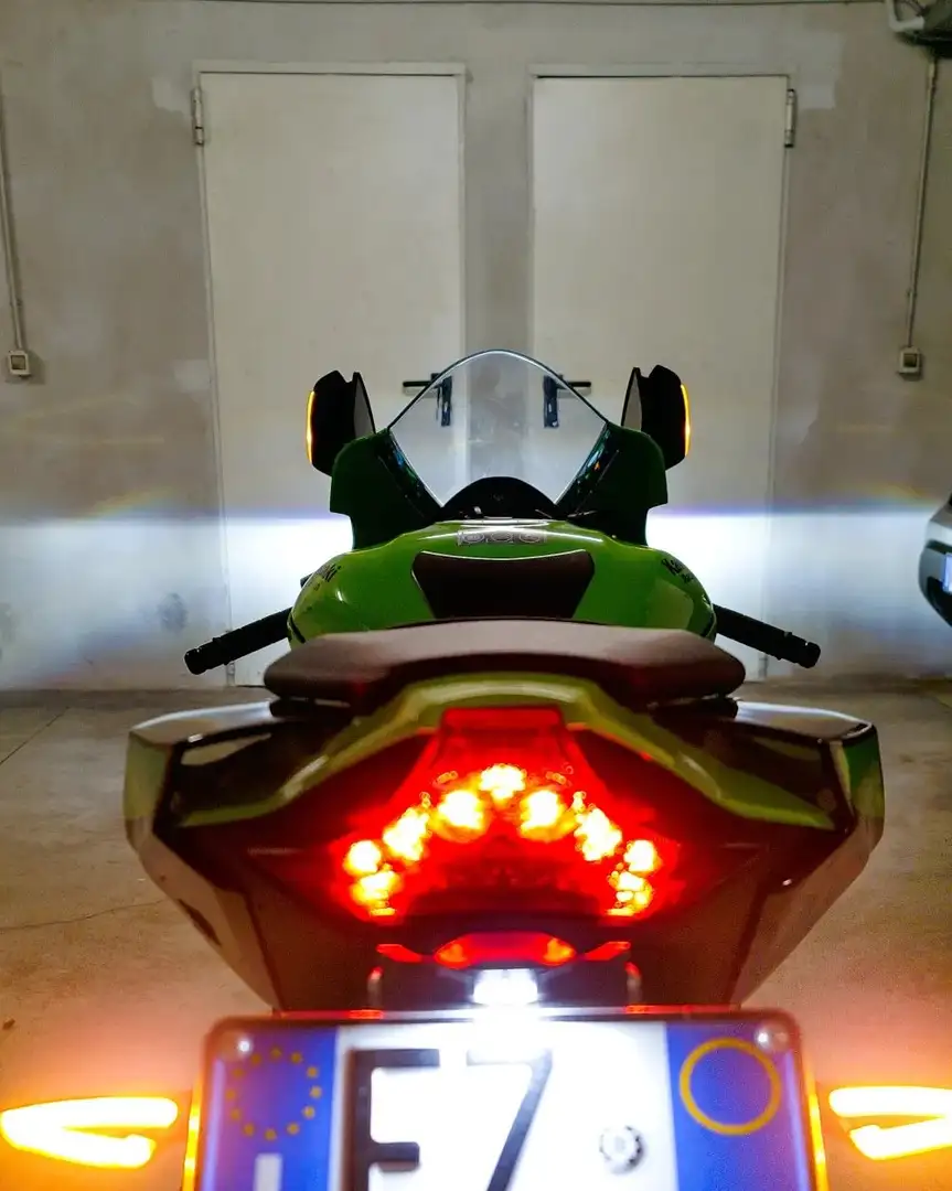 Kawasaki Ninja ZX-10R krt replica Grün - 1