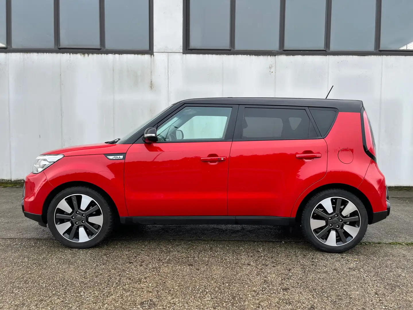 Kia Soul Soul 1.6 crdi 16v Your Soul 128cv auto Rosso - 1