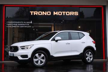 XC40 2.0 d3 Momentum my20