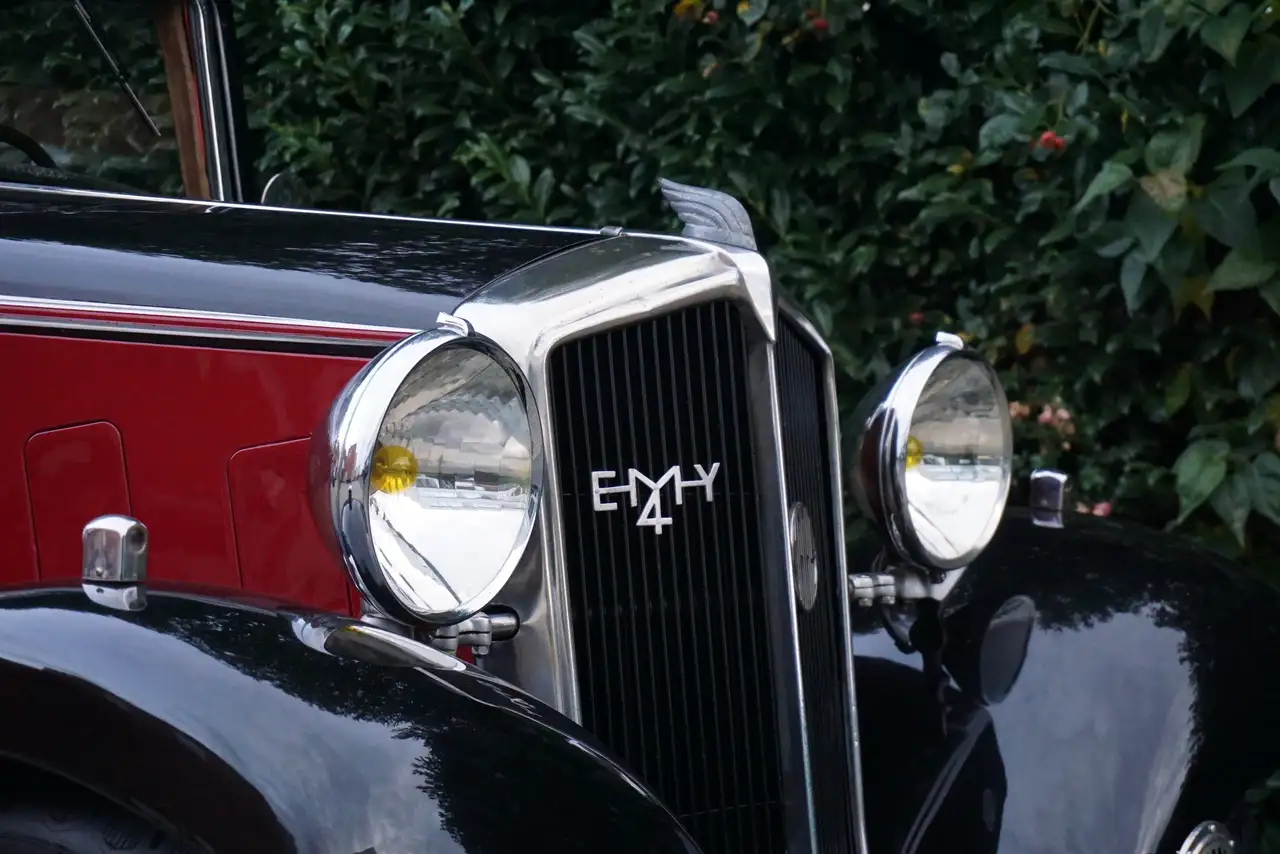 Mathis EMY4S Dynamic, viertürige Limousine, foto 6