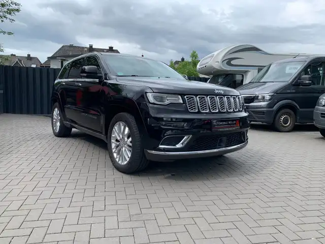 Jeep Grand Cherokee 3.0 CRD Summit*Pano*ACC*RFK*Xenon*20"*Leder*el.S