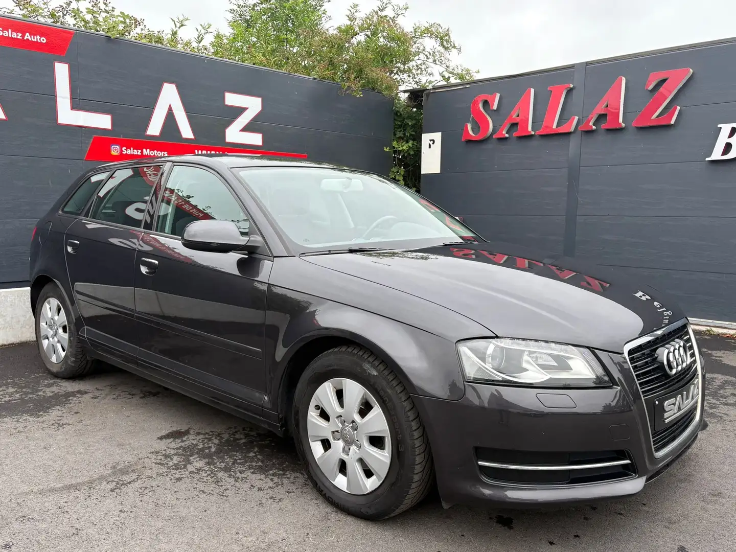 Audi A3 A3 Sportback 1.6 TDi XENON-GARANTIE-GPS-CONTROL- Gris - 2