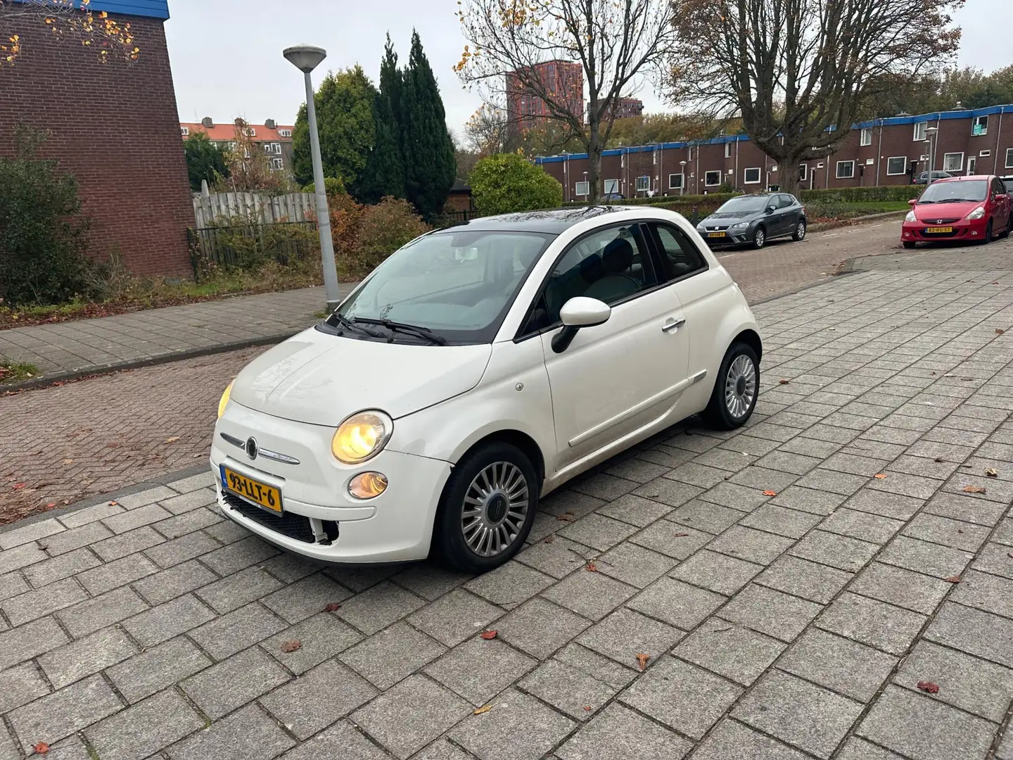 Fiat 500 1.2 Lounge Automaat Panorama Airco - 1