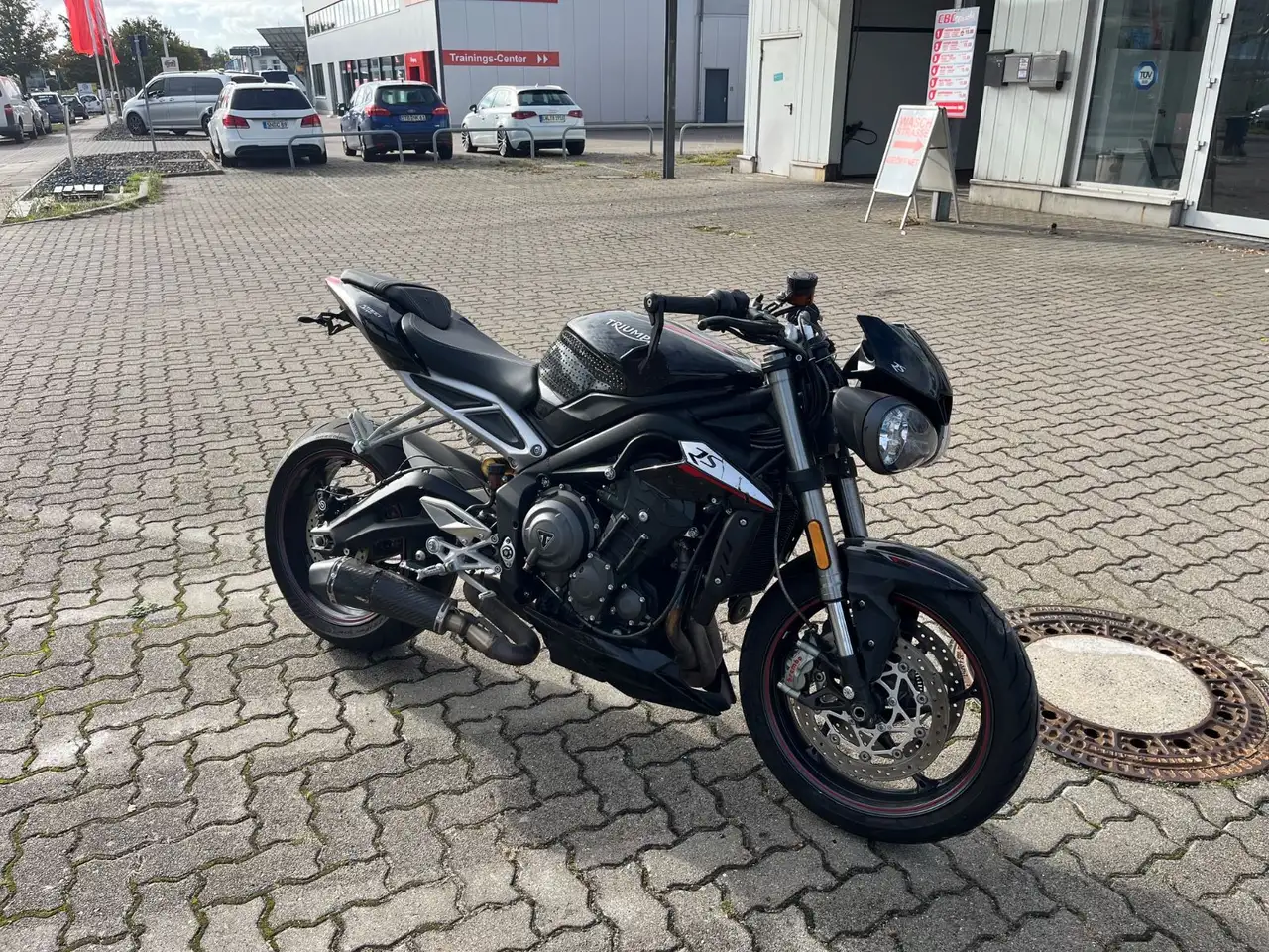 Triumph Street Triple 765