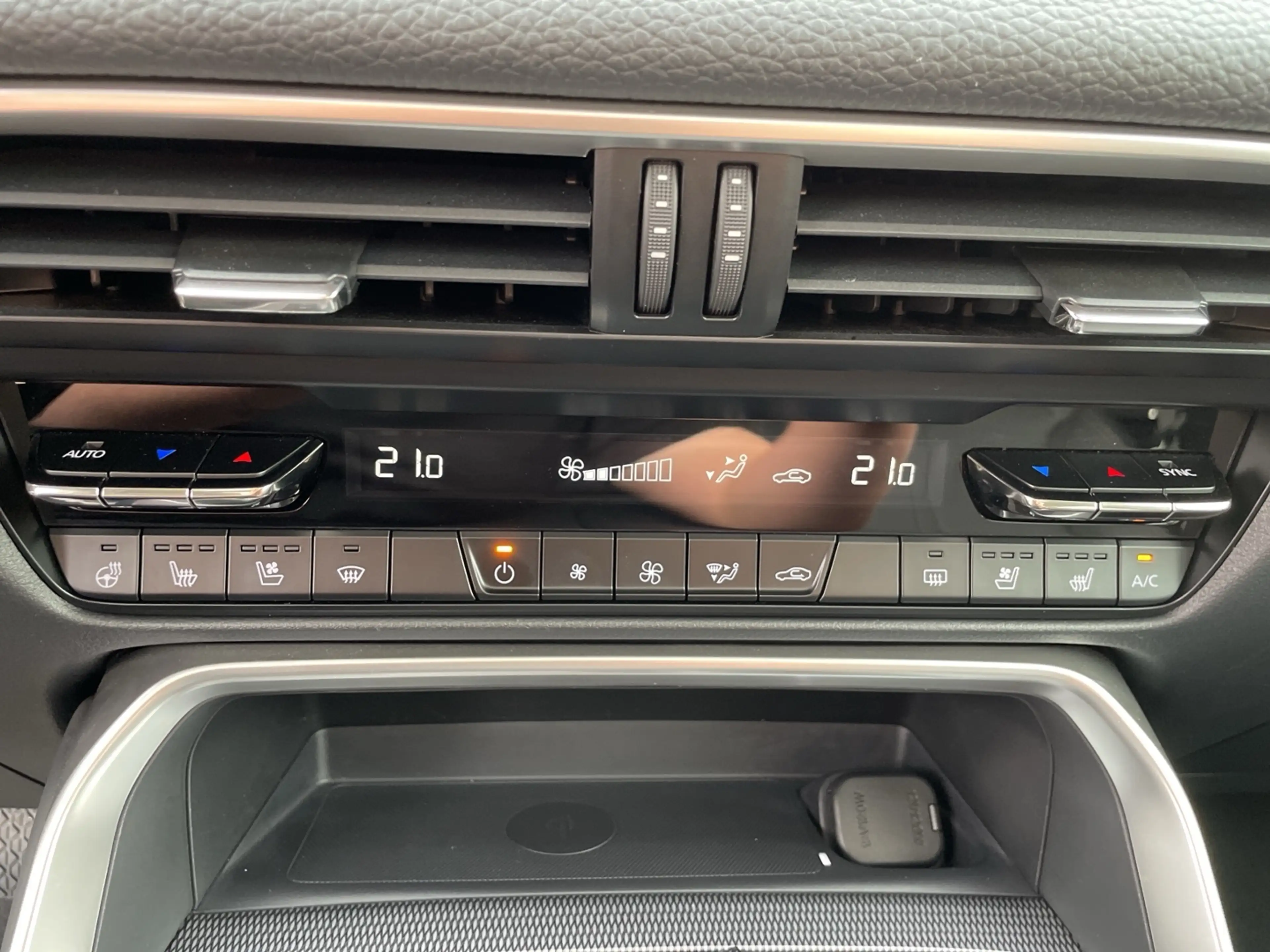 Mazda CX-60 2.5L e-Skyactiv PHEV HOMURA CON-P DRI-P COM-P PAN- — photo 15