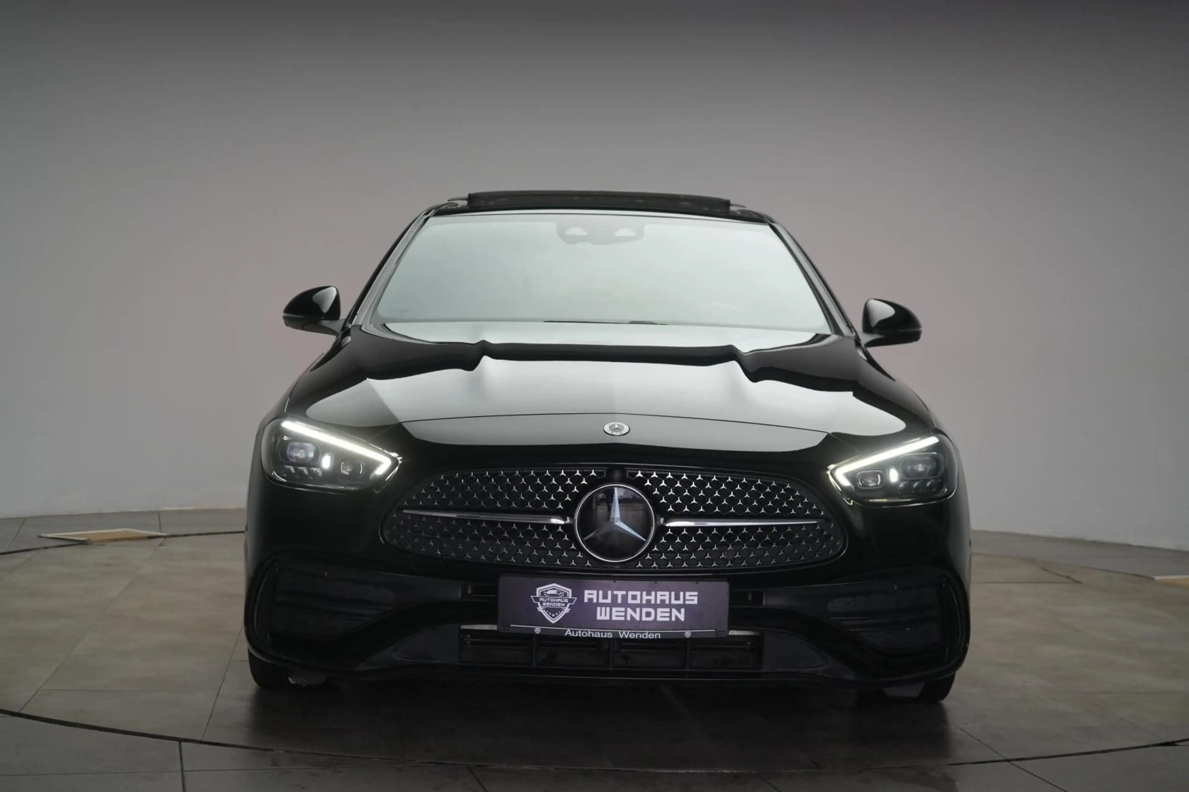 Mercedes-Benz C 300 9G-Tronic AMG Distronic/HUD/Kamera/Burmest — photo 2
