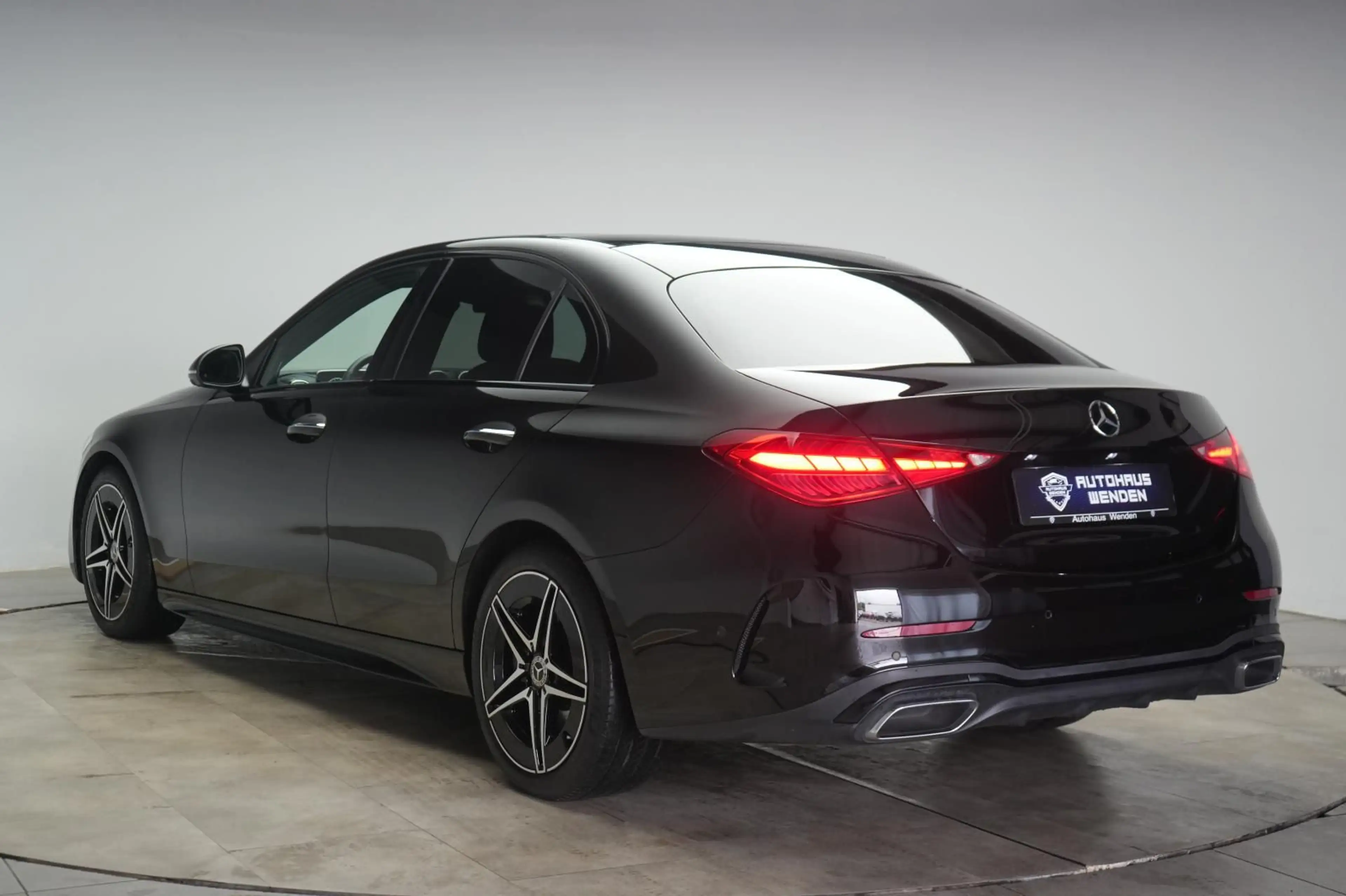 Mercedes-Benz C 300 9G-Tronic AMG Distronic/HUD/Kamera/Burmest — photo 6