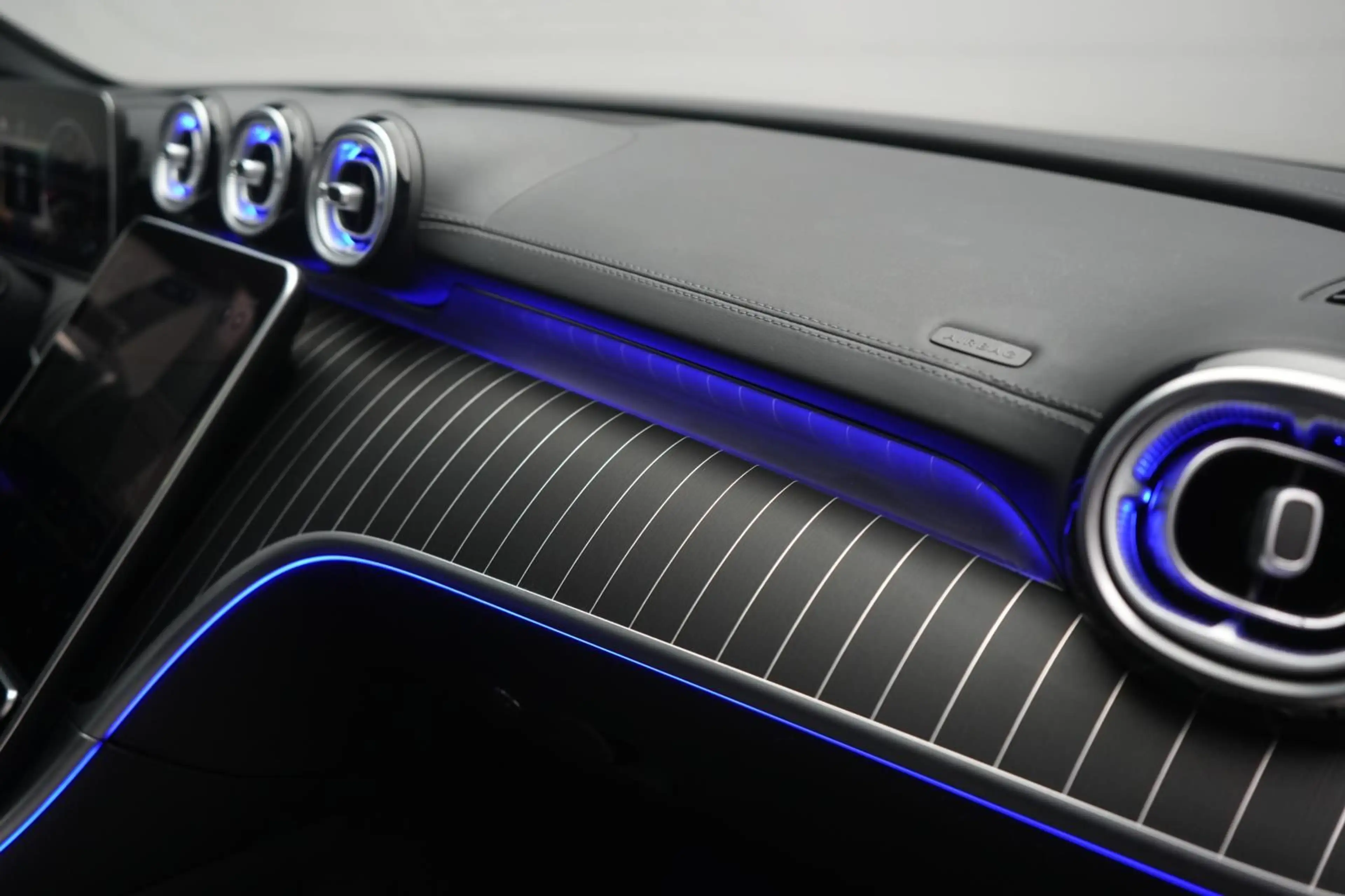 Mercedes-Benz C 300 9G-Tronic AMG Distronic/HUD/Kamera/Burmest — photo 9