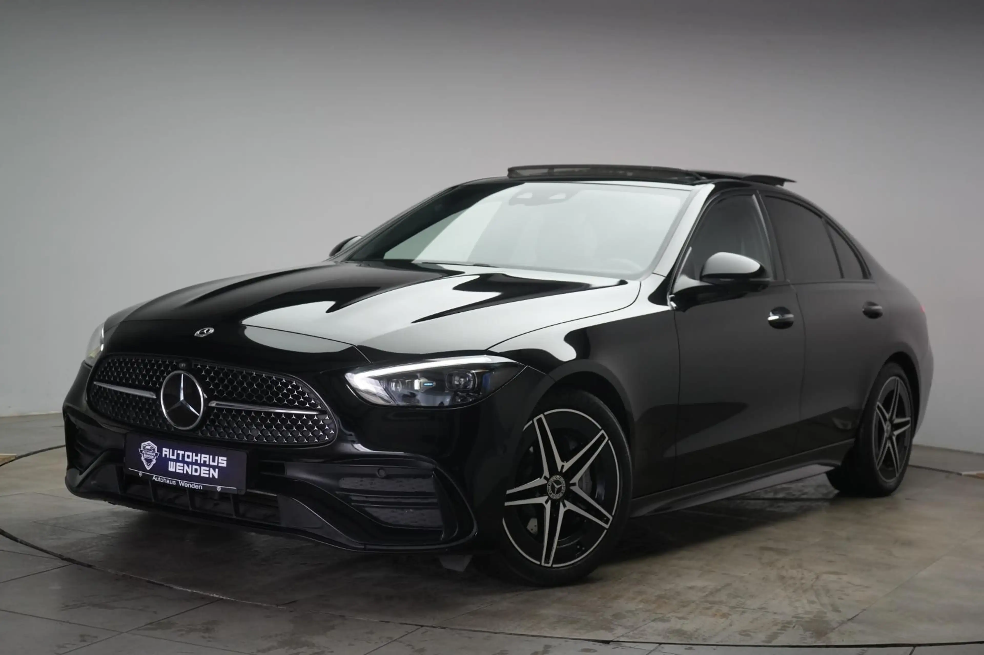 Mercedes-Benz C 300 9G-Tronic AMG Distronic/HUD/Kamera/Burmest — photo 3