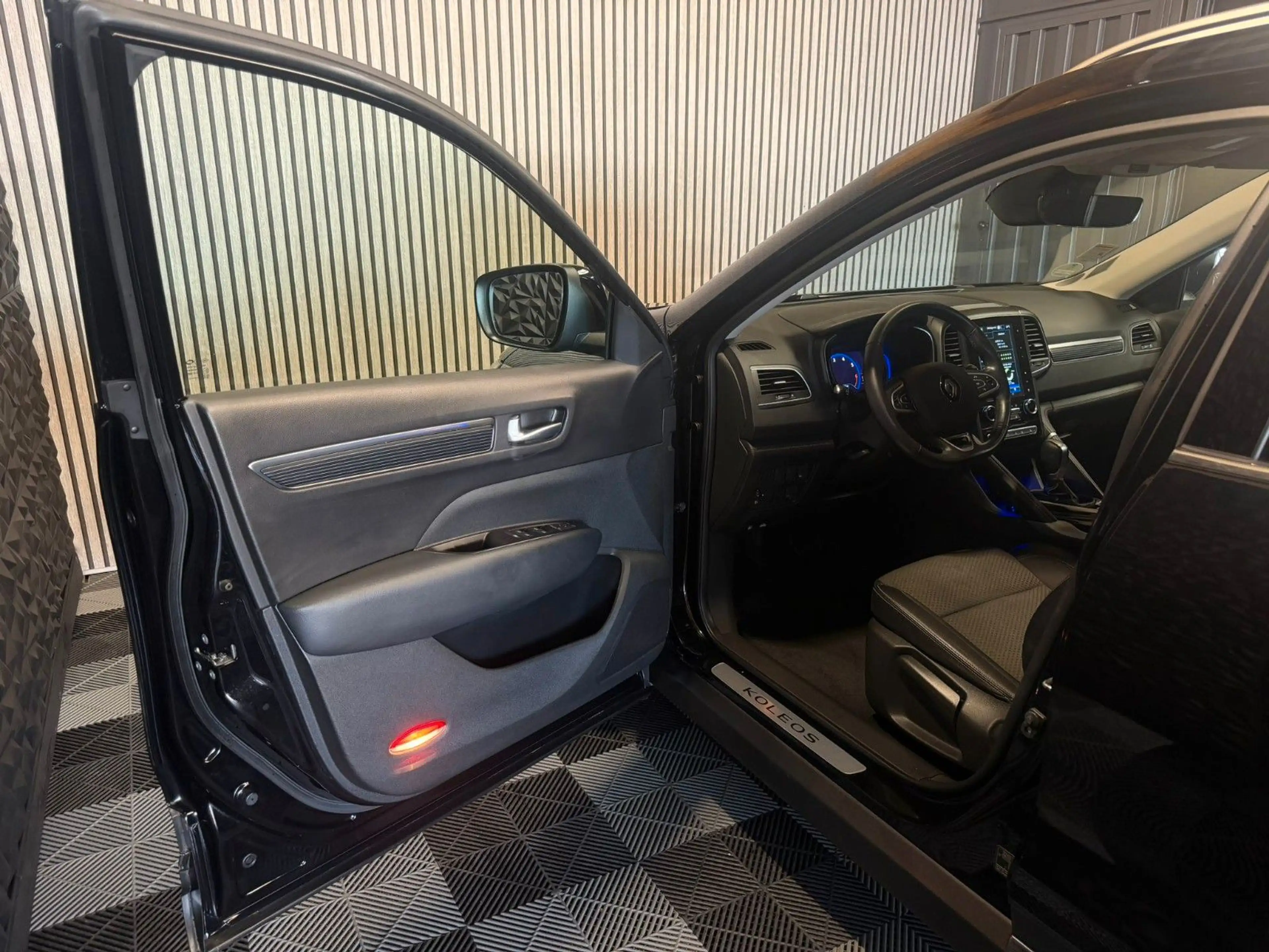Renault Koleos Techno *1.HAND* TÜV&Inspektion NEU — photo 5