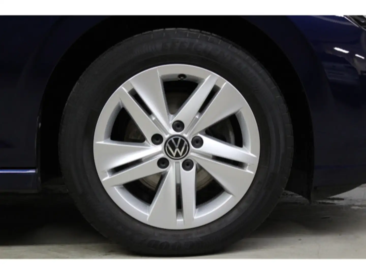 Volkswagen Golf VIII LIFE eTSI DSG+ LED+ALU+SHZ Blu/Azzurro - 2