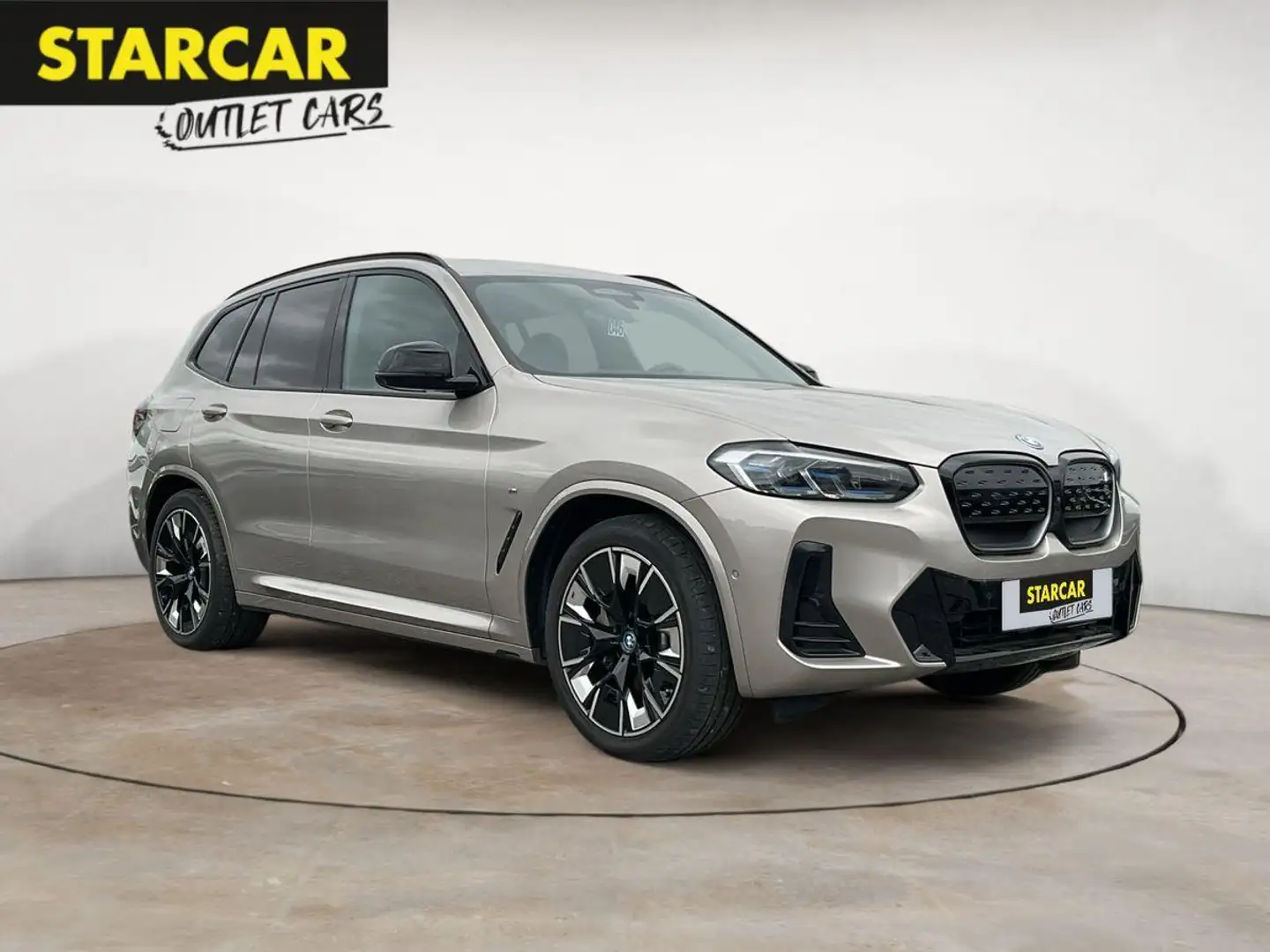 BMW iX3 M-SPORT IMPRESSIVE+PANO+LASER+LEDER+HUD+ACC+AHK+20 Silber - 1