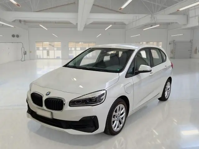 BMW 225 225xe ACTIVE TOURER iPerformance Business autom.