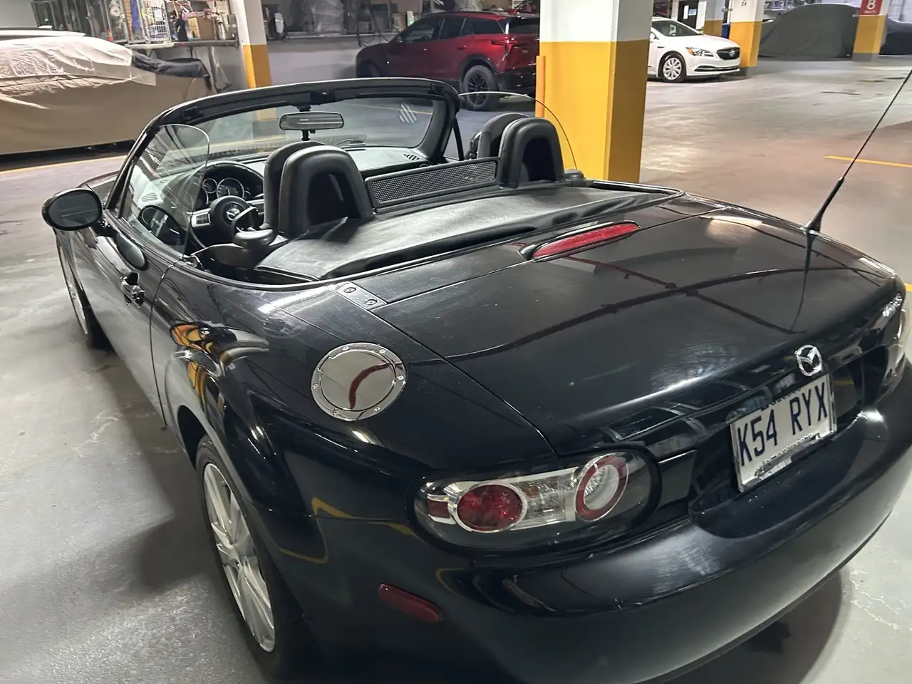 Mazda MX-5 Miata снимка Mazda MX-5 Miata