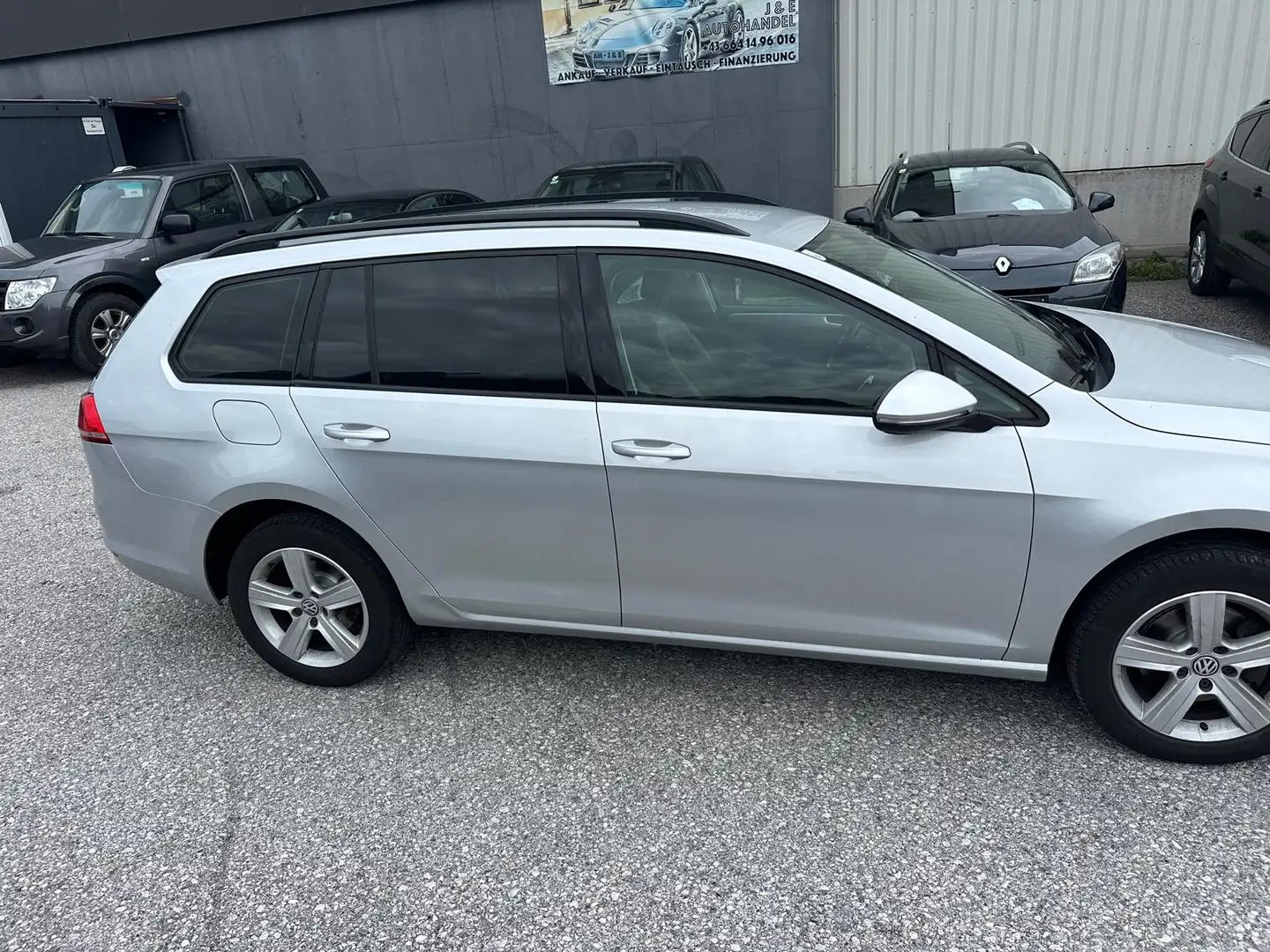 Volkswagen Golf Variant 2,0 TDI 4Motion Sport Austria Grau - 2