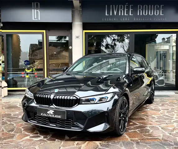 BMW 330 330d Touring mhev 48V xdrive MSport auto