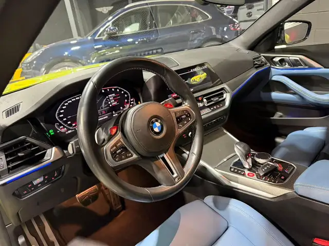 BMW M4 view 13
