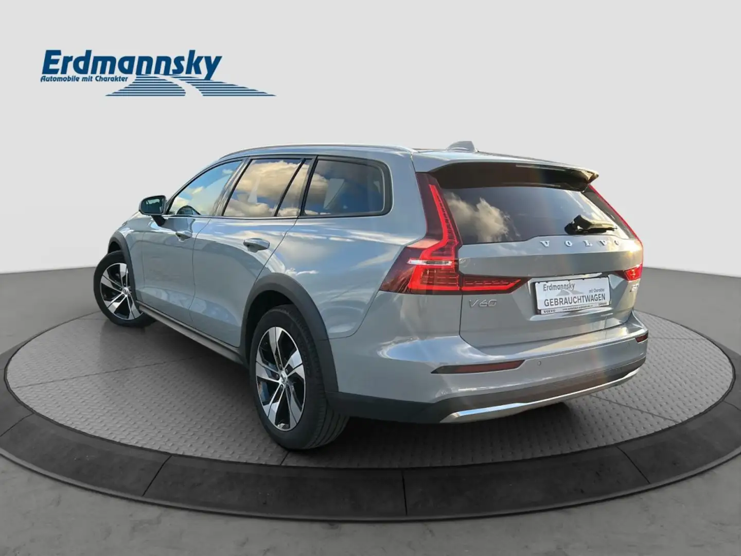 Volvo V60 B4 CC Plus AWD/Leder/Navi/LED/Kam/hzb.FS/DAB Gris - 2
