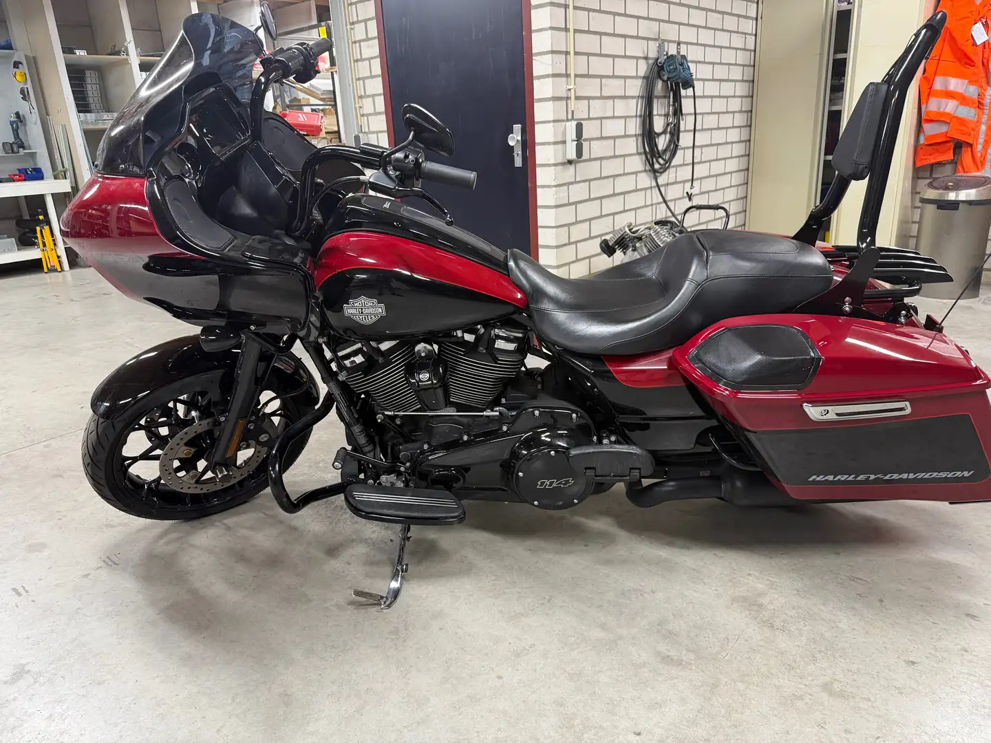 Harley-Davidson Road Glide Fltrxs Piros - 1