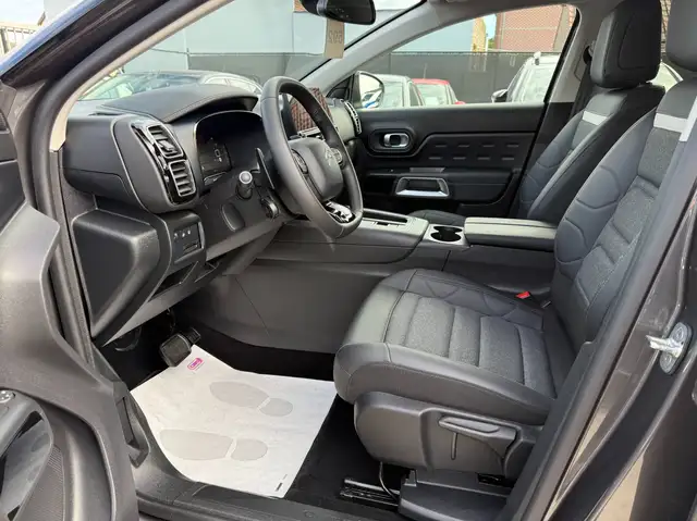 Citroen C5 Aircross view 12