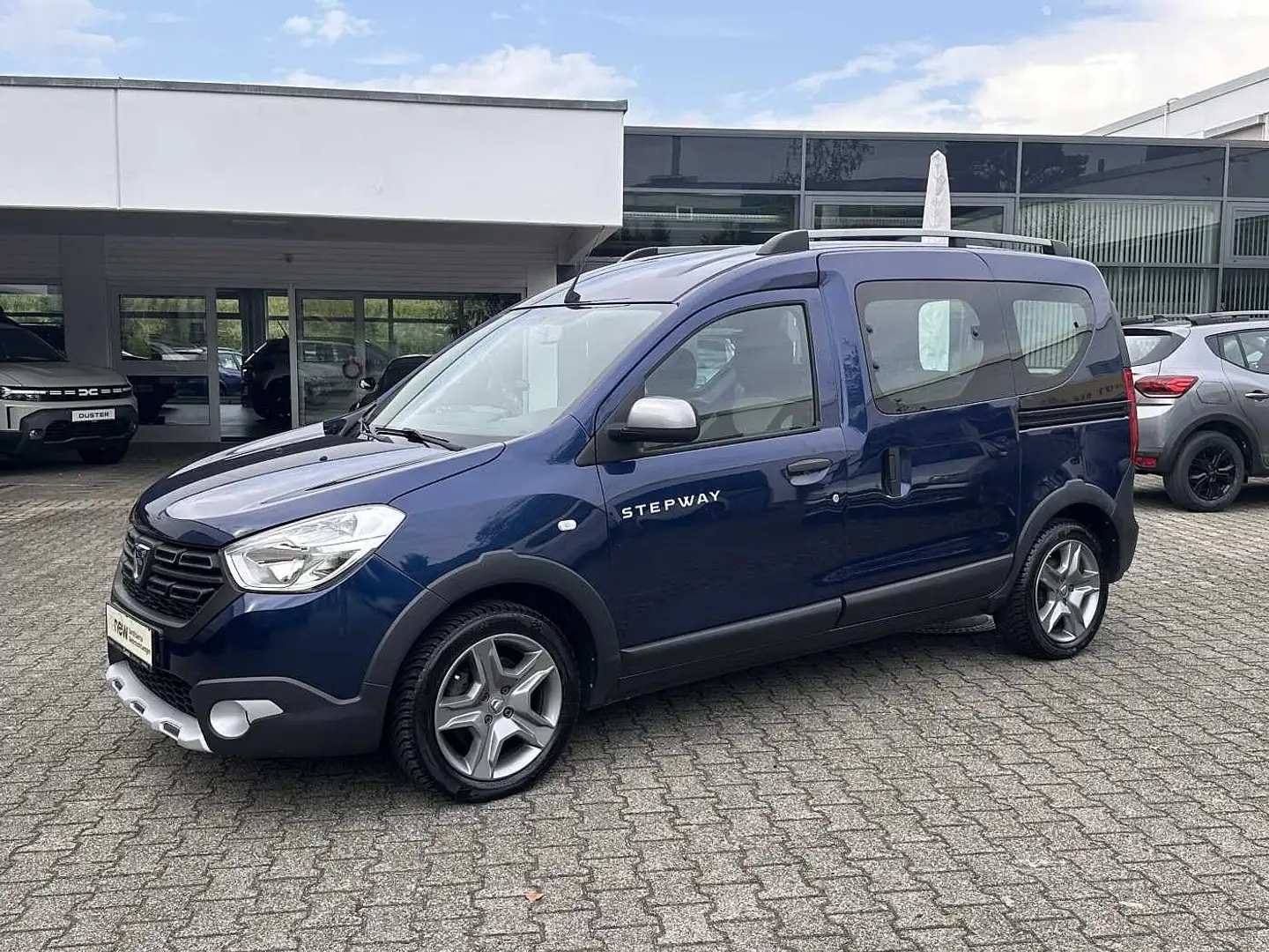 Dacia Dokker Stepway TCe 130 PDC SHZ uvm Blau - 1