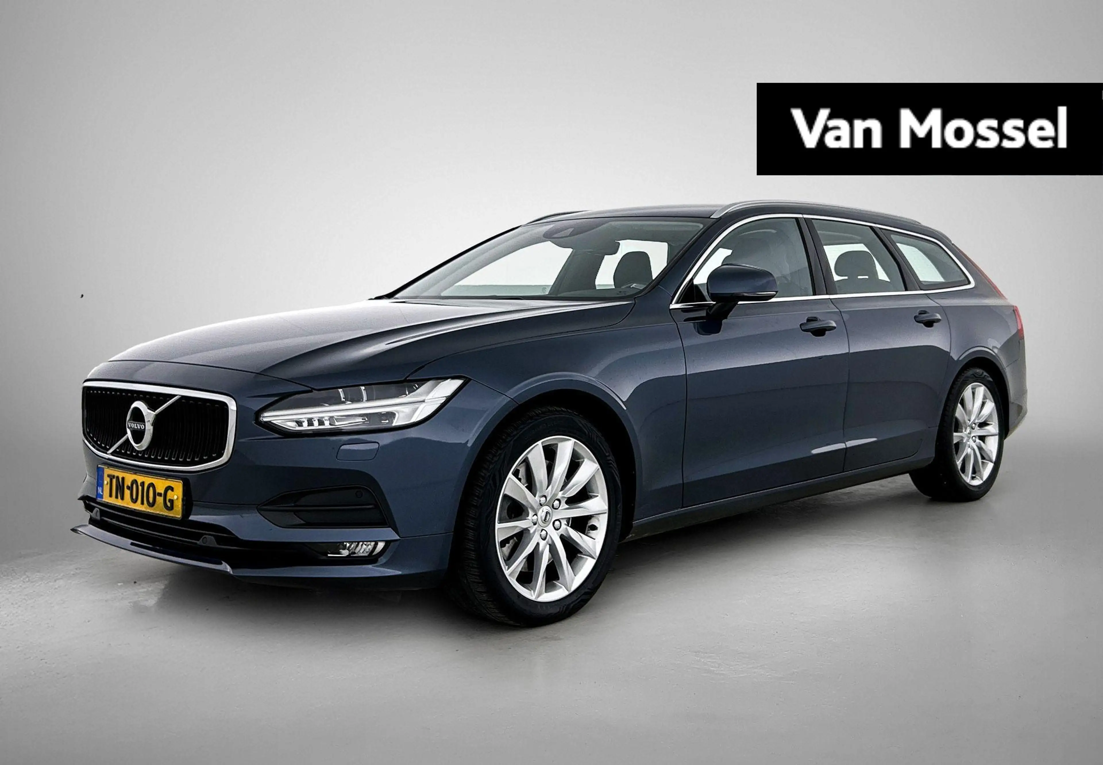 Volvo V90 2.0 T4 Momentum | Automaat | Trekhaak | ACC | ECC