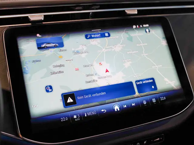 Mercedes-Benz E-Class view 18