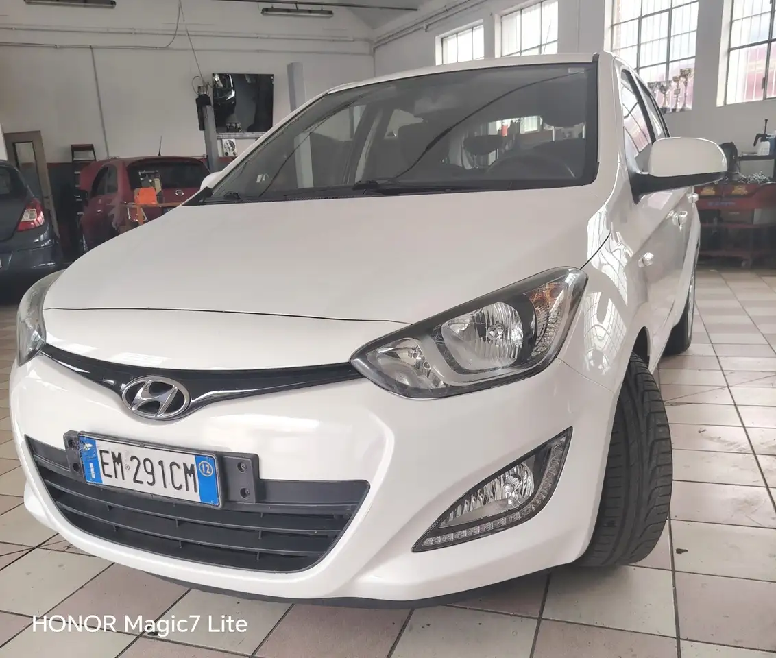 Hyundai i20