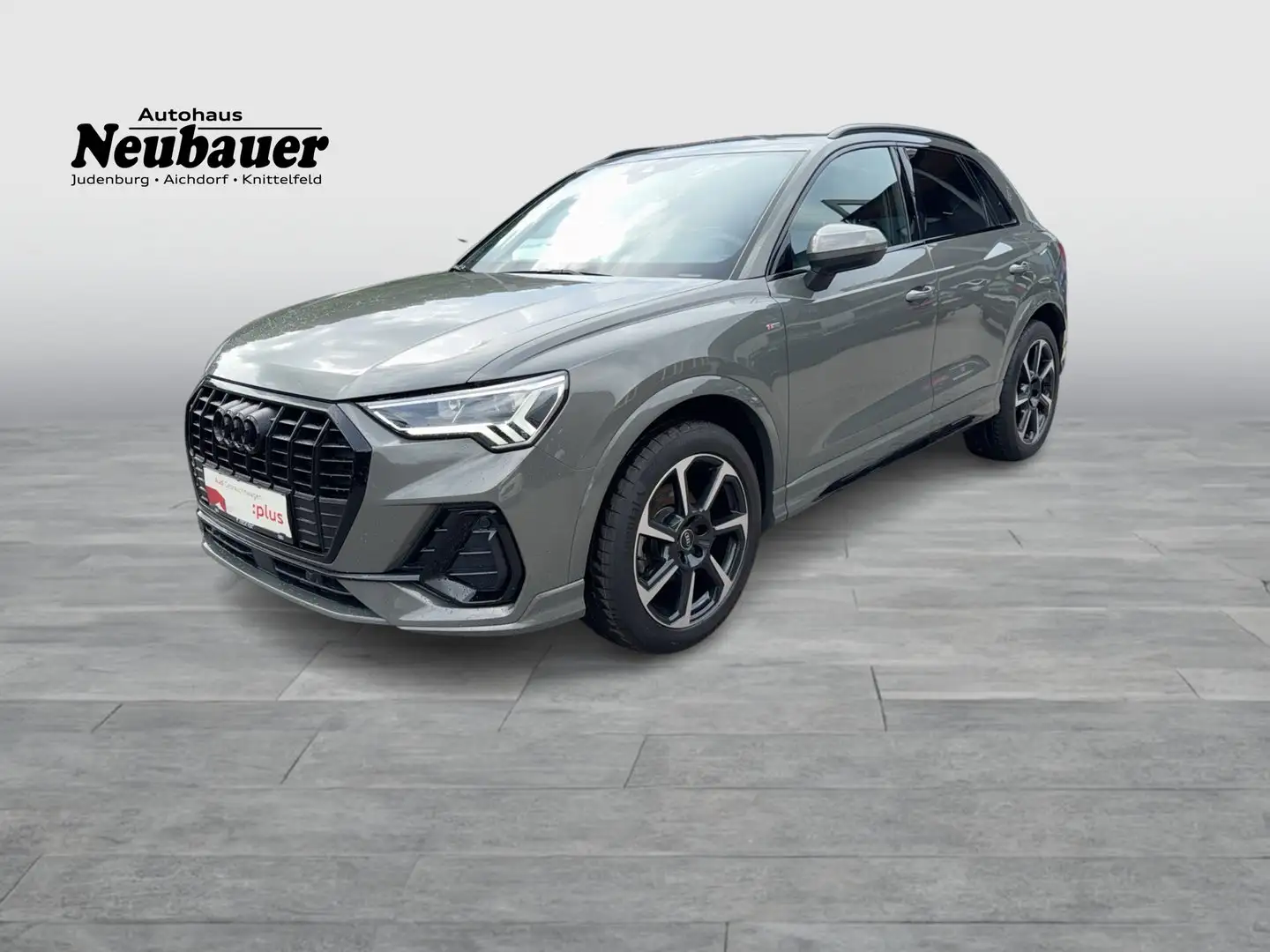 Audi Q3 35 TFSI admired Grau - 1