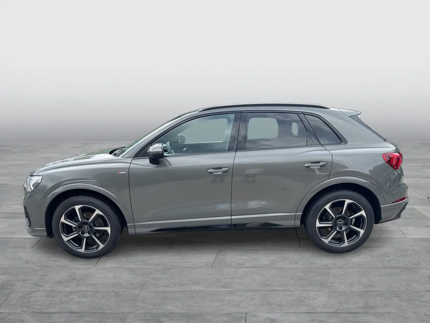 Audi Q3 35 TFSI admired Grau - 2