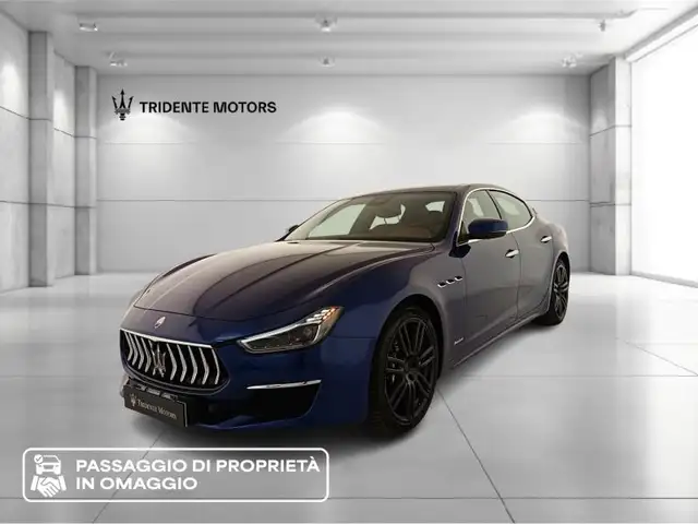 Maserati Ghibli 3.0 V6 bt Gransport Nerissimo 350cv auto my18