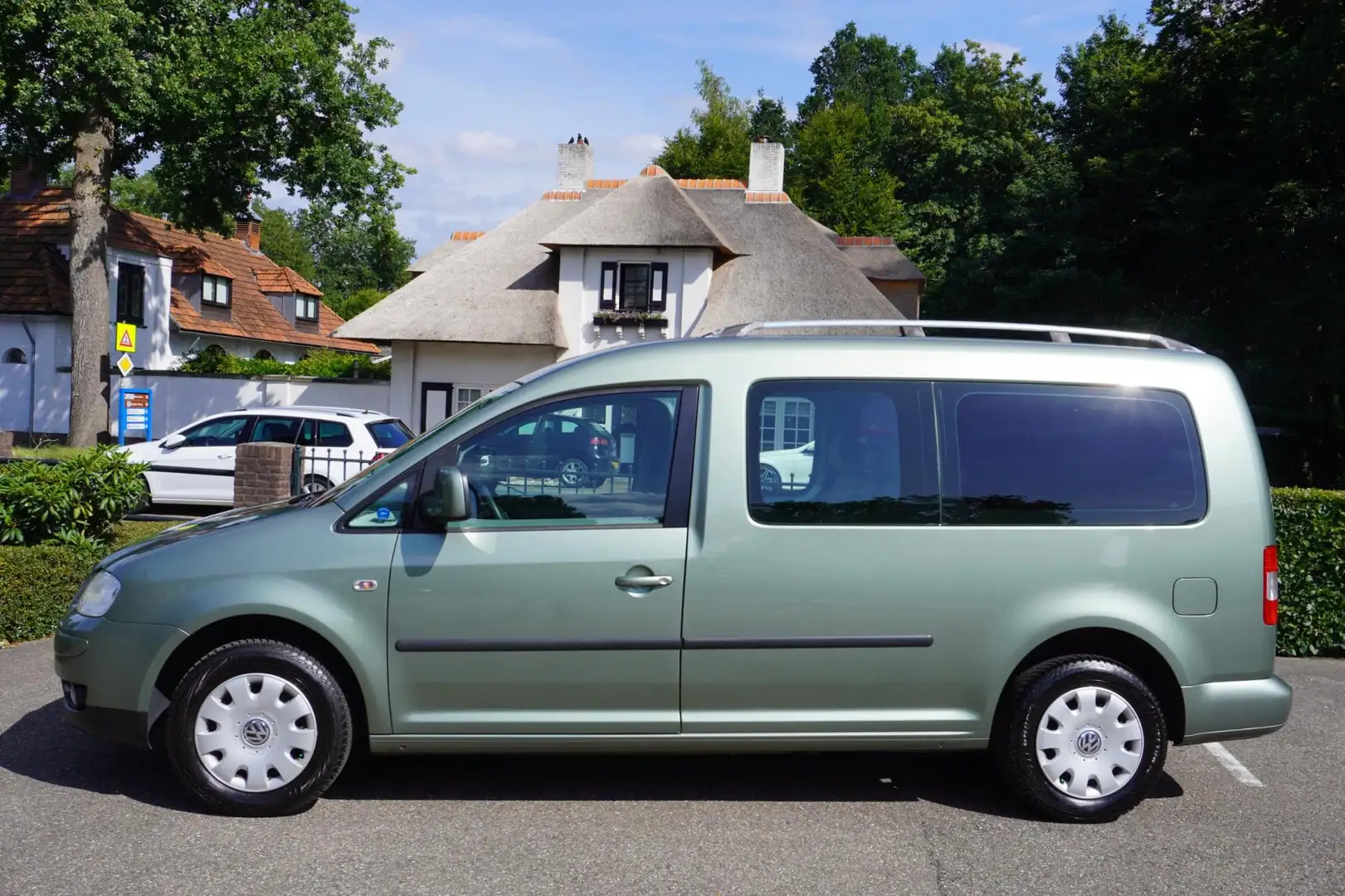 Volkswagen Caddy Maxi 1.6 Optive 5p. Groen - 2