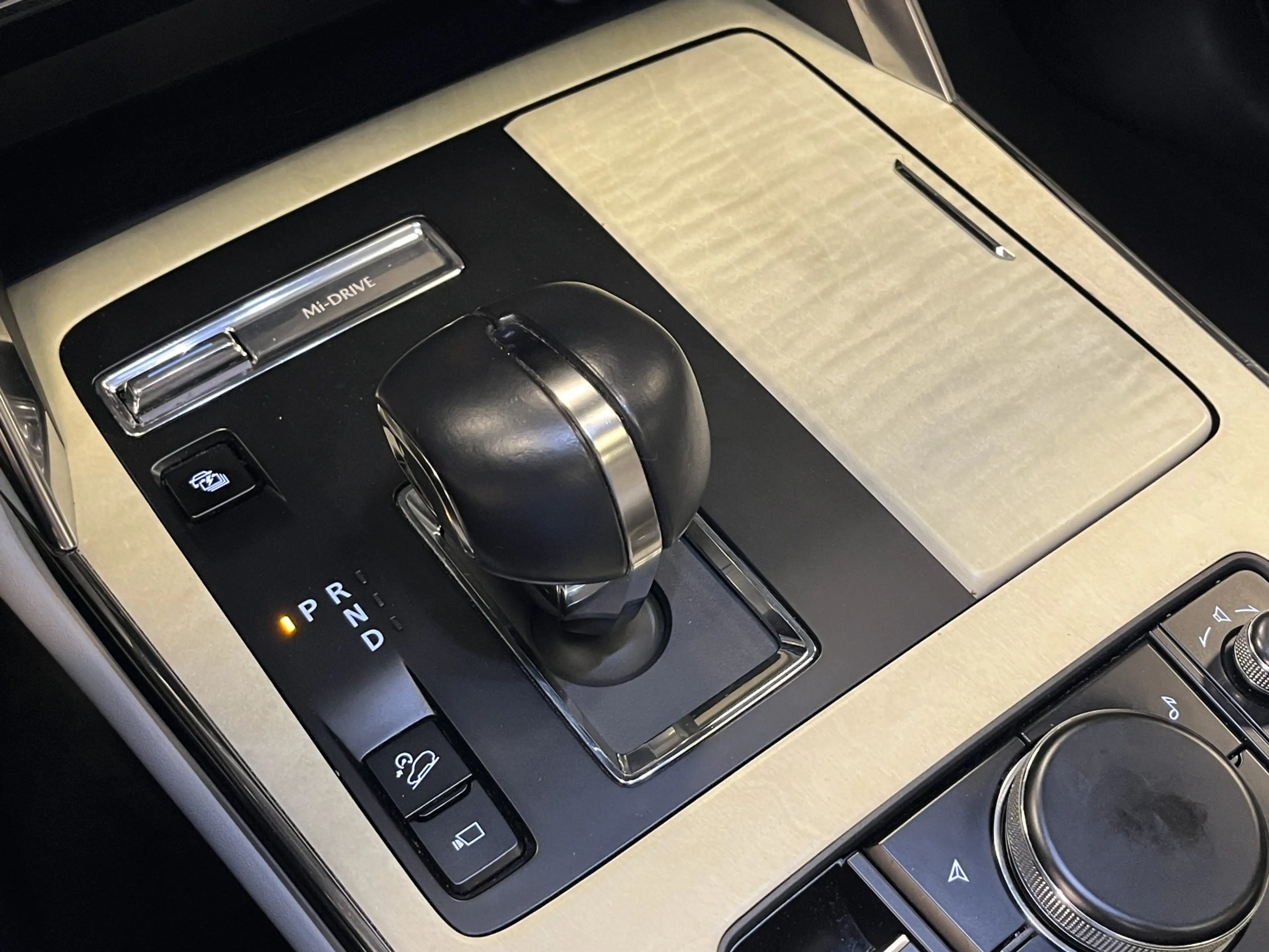 Mazda CX-60 2.5 e-SkyActiv PHEV Automaat 327PK Takumi Met alle — photo 3