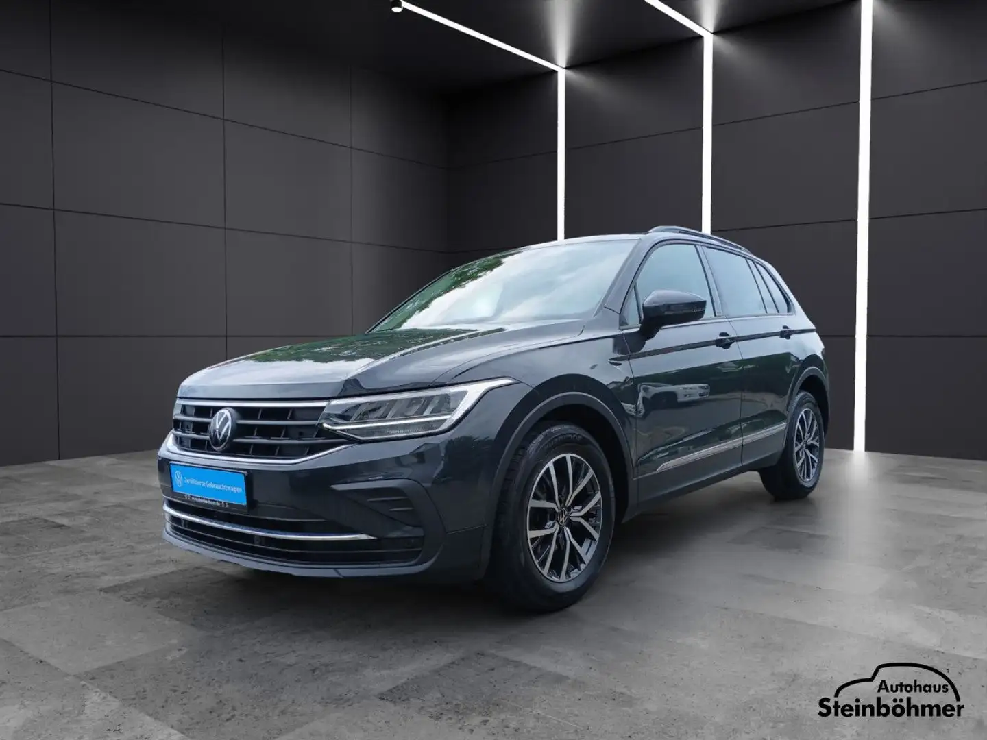 Volkswagen Tiguan Life 2.0TDI DSG Navi AHK LED Frontassist Grau - 2