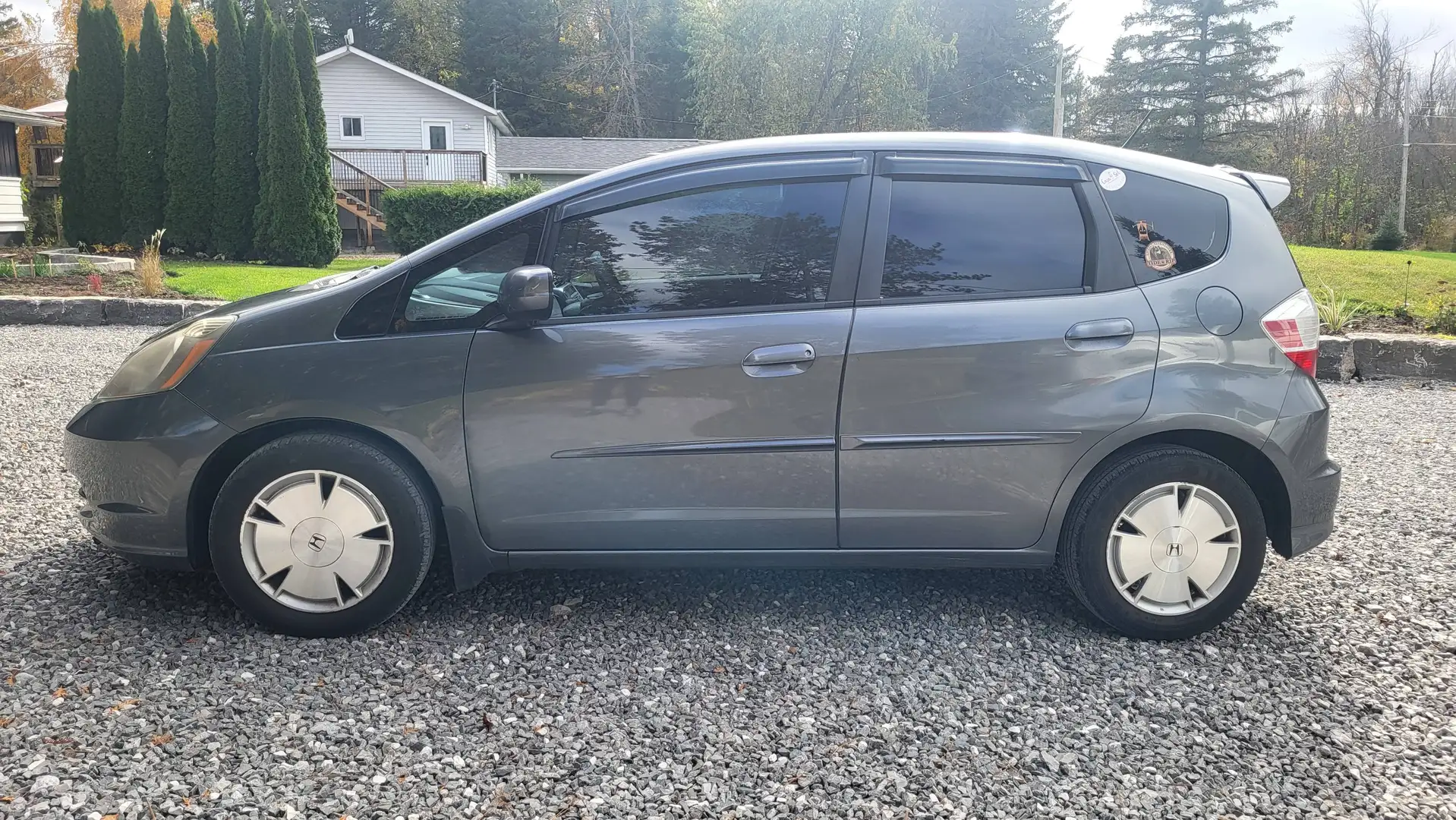 2011 Honda Fit | $ 5,000 | 294,500 km | Gasoline Hatchback for sale by ...