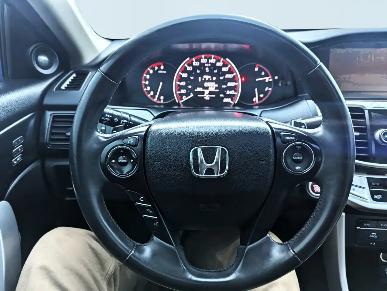 Honda Accord снимка Honda Accord