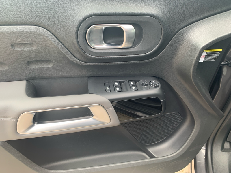 Citroen C5 Aircross 1.2 PureTech 130 Live CONNECT STYLE GRA PDC — photo 13