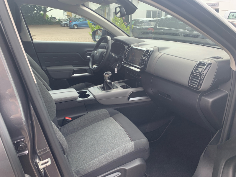 Citroen C5 Aircross 1.2 PureTech 130 Live CONNECT STYLE GRA PDC — photo 11