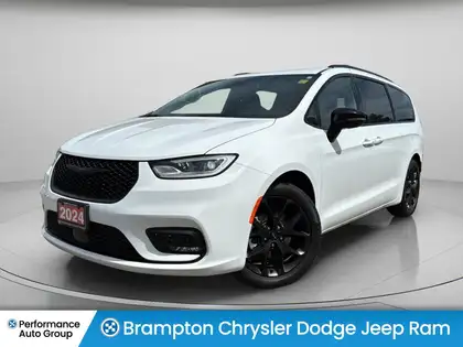 2024 Chrysler Pacifica Limited FWD