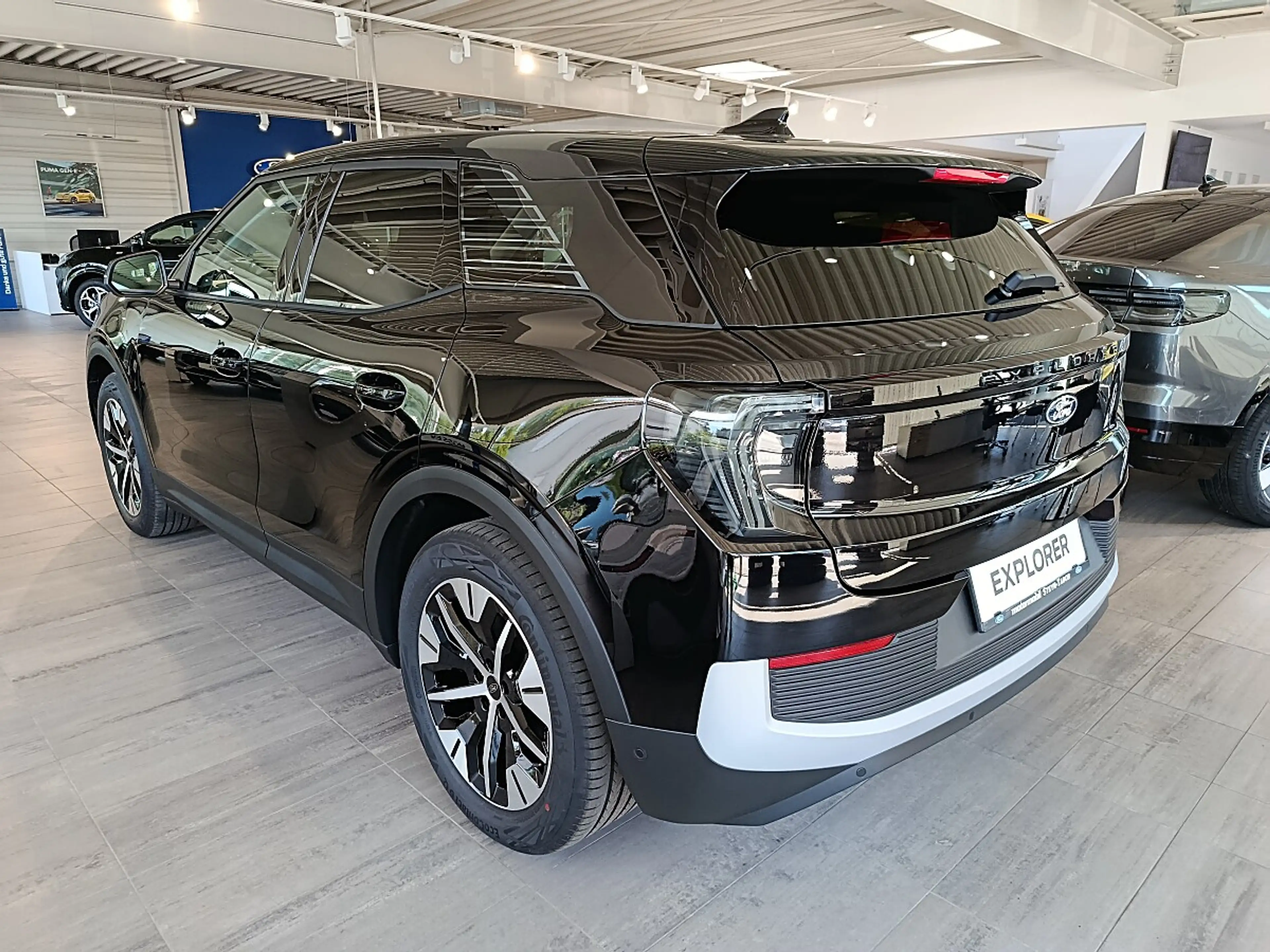 Ford Explorer Elektro 79kWh Select — photo 5