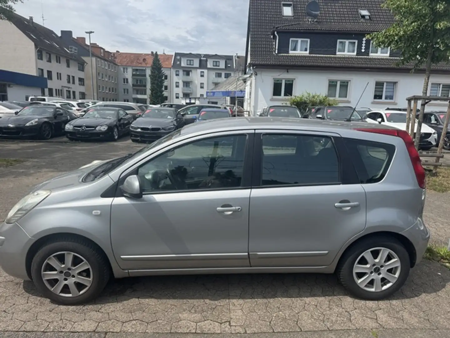 Nissan Note acenta 1.4 Klima AHK Alu Allwetterreifen Grau - 1